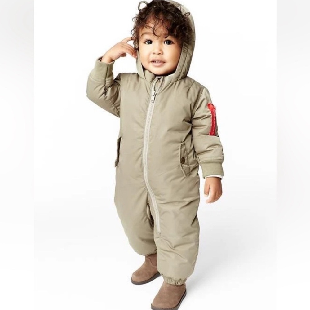BABY GAP One piece Snowsuit Flight suit Sz 6-12 months Light Olive
